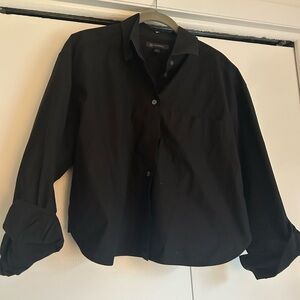Banana Republic Black Button-Up Cropped Shirt